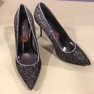 Sparkly Grey Heels in great condition!